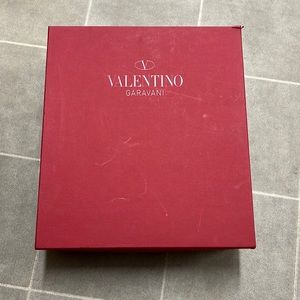 Valentino Garavani womens box for booties/boots